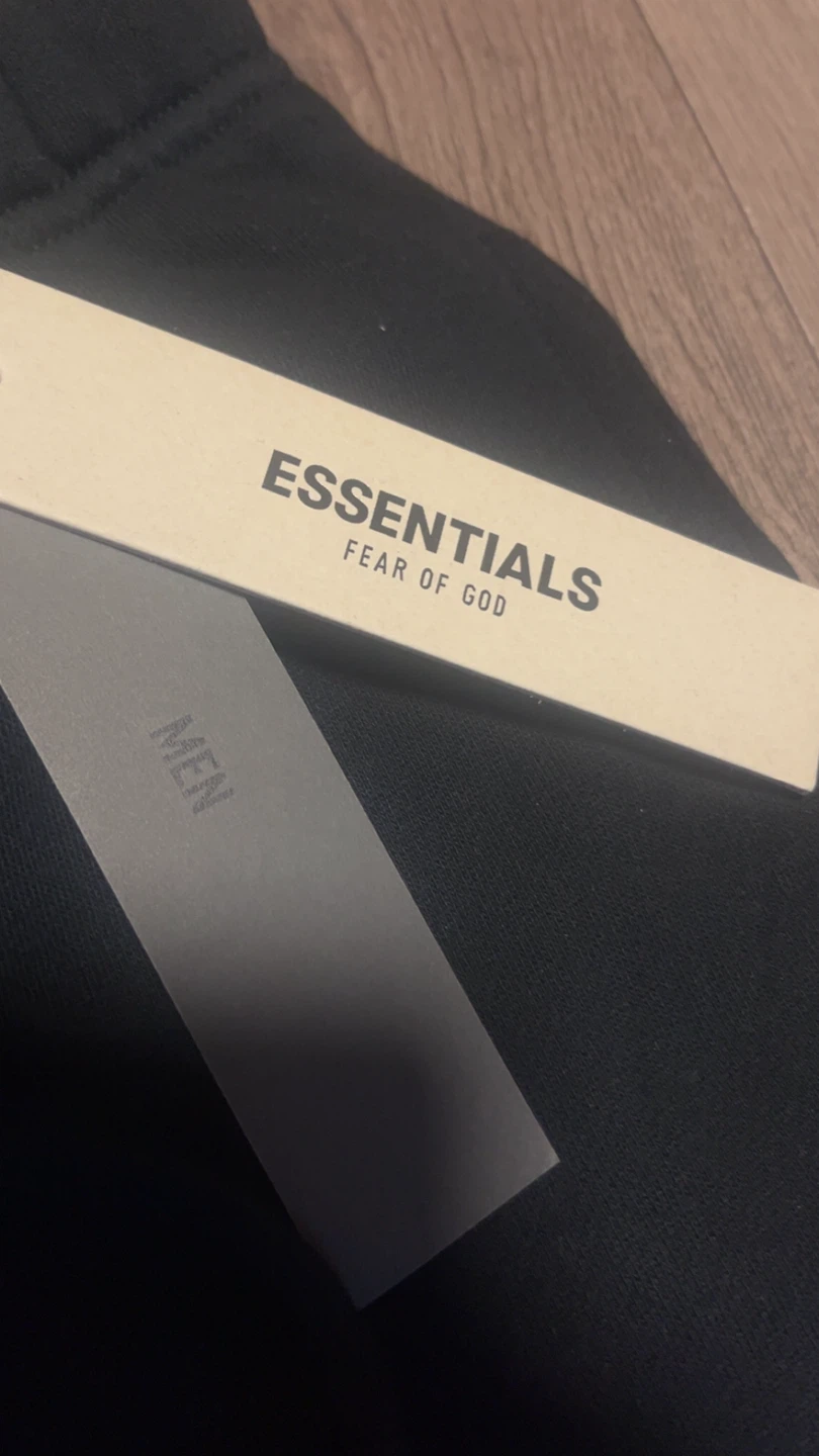 Black Fear of God ESSENTIALS Shorts - photo 4