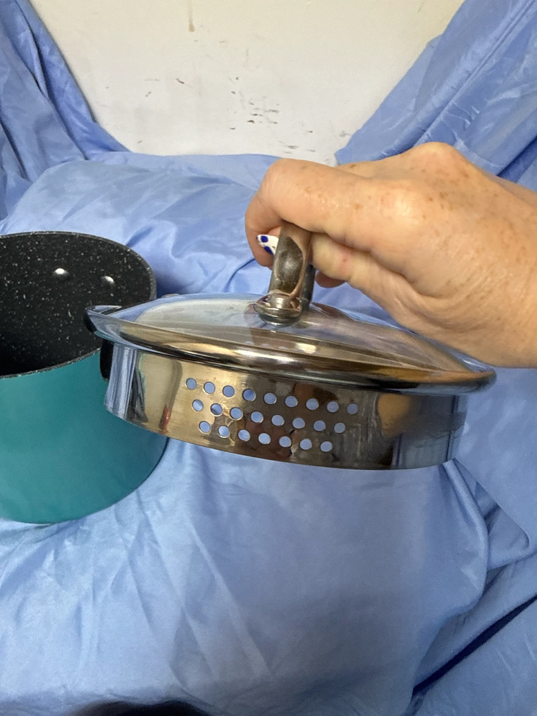 Curtis Stone teal pouring pot 15qt - photo 5