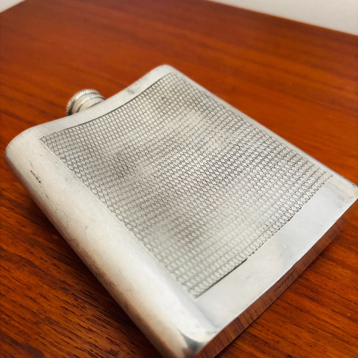 Vintage Birks Pewter Flask, Made in UK - photo 3