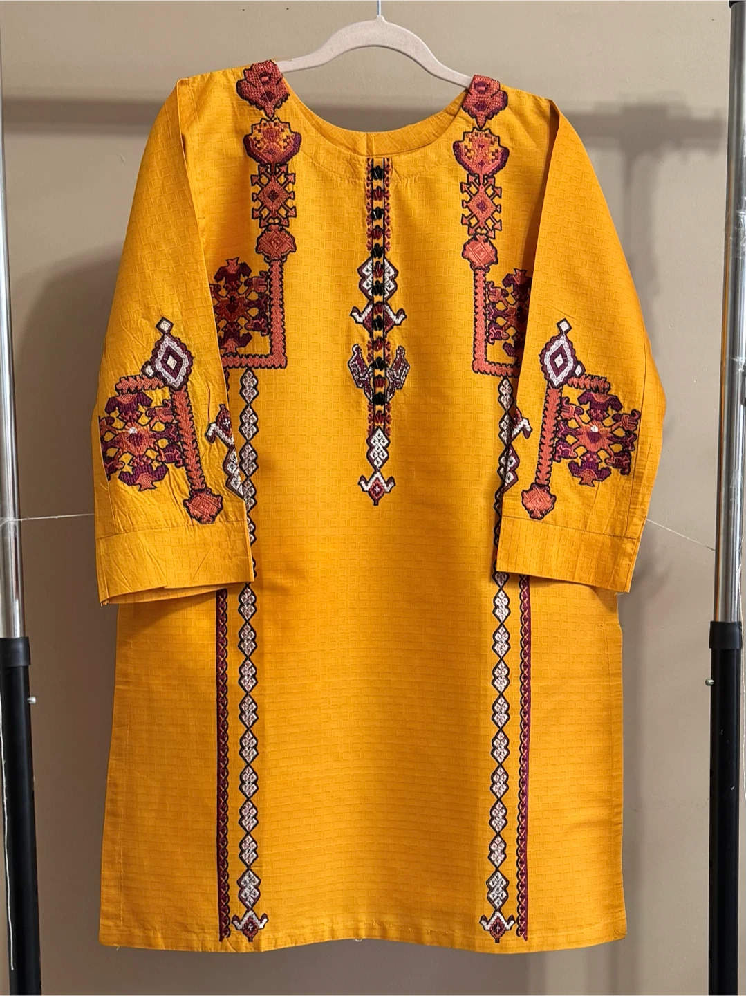 Pakistani cotton embroidered kurti - photo 2
