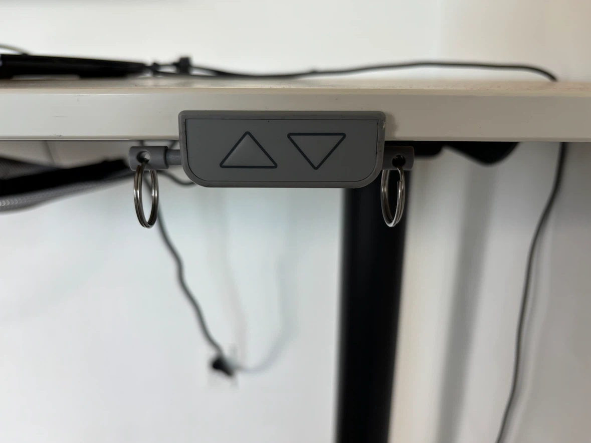 Large electric sit stand desk - photo 3