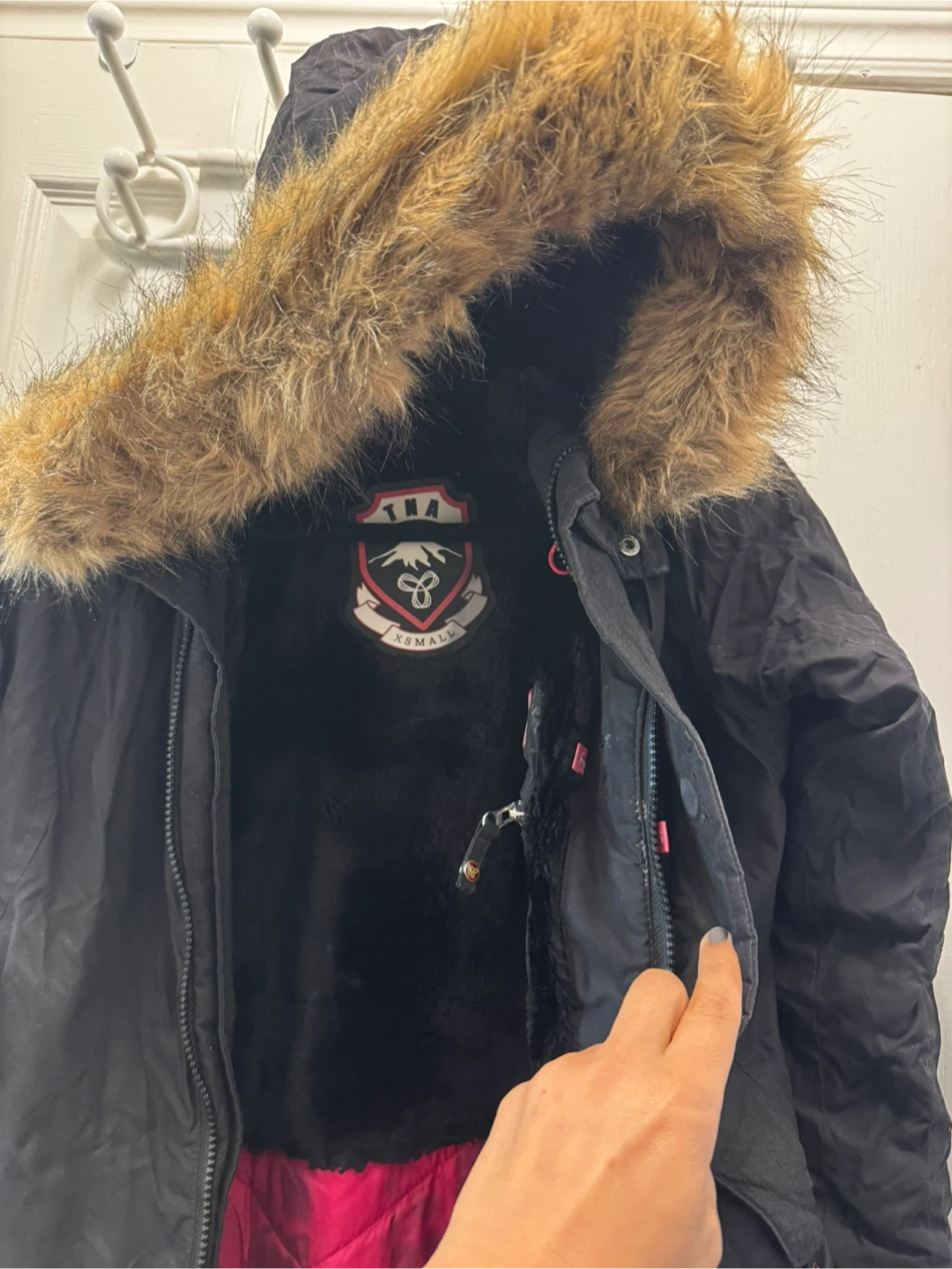 TNA Raven Winter Parka Black - photo 3