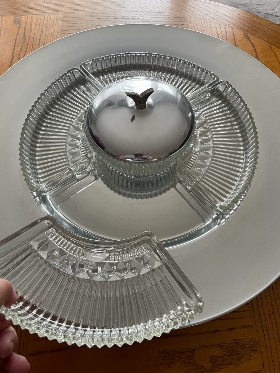 Vintage 3-Tiered Serving Platter with Lid - photo 3