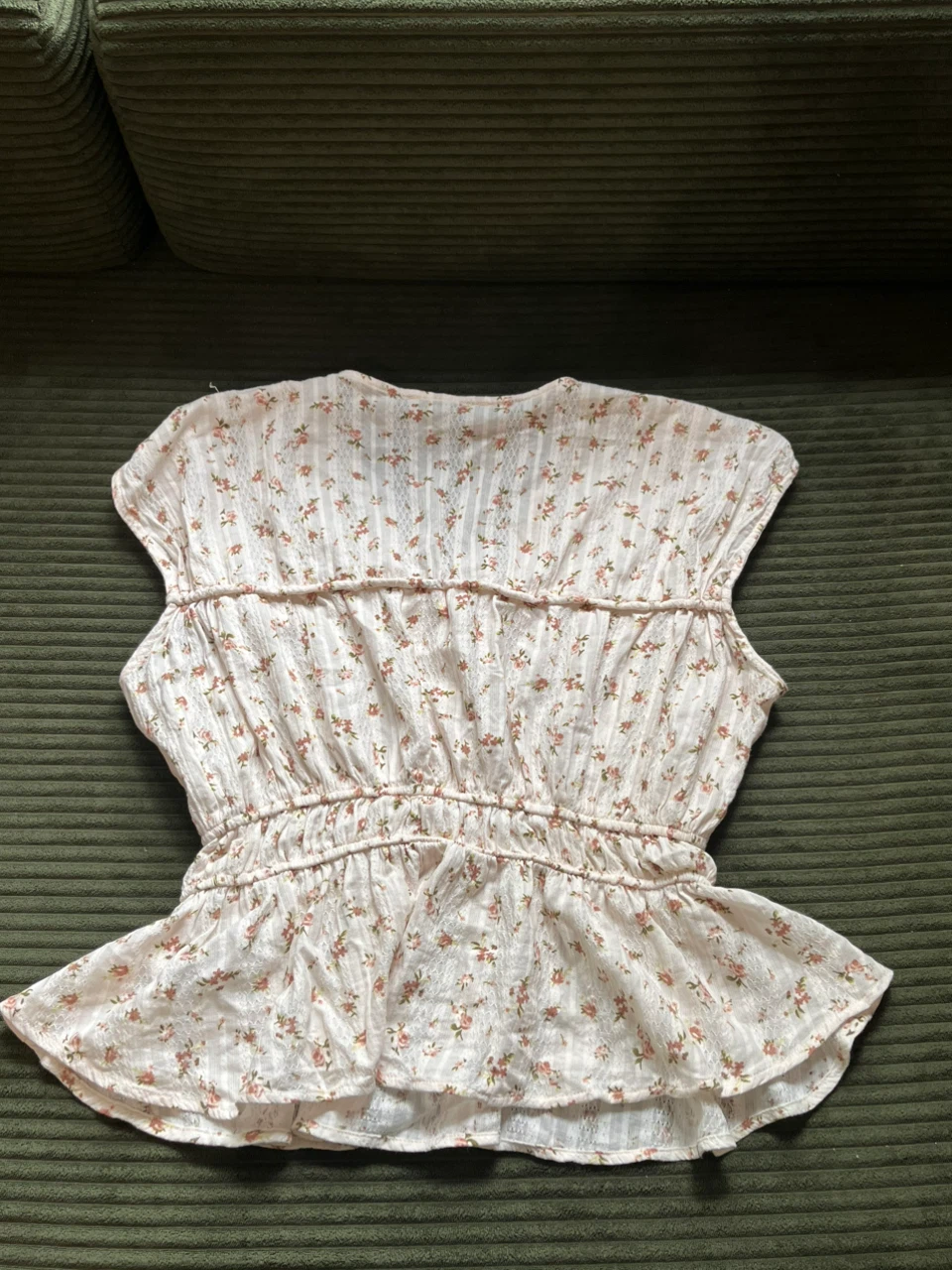 Blouse (Size M, Worn Once) - photo 2