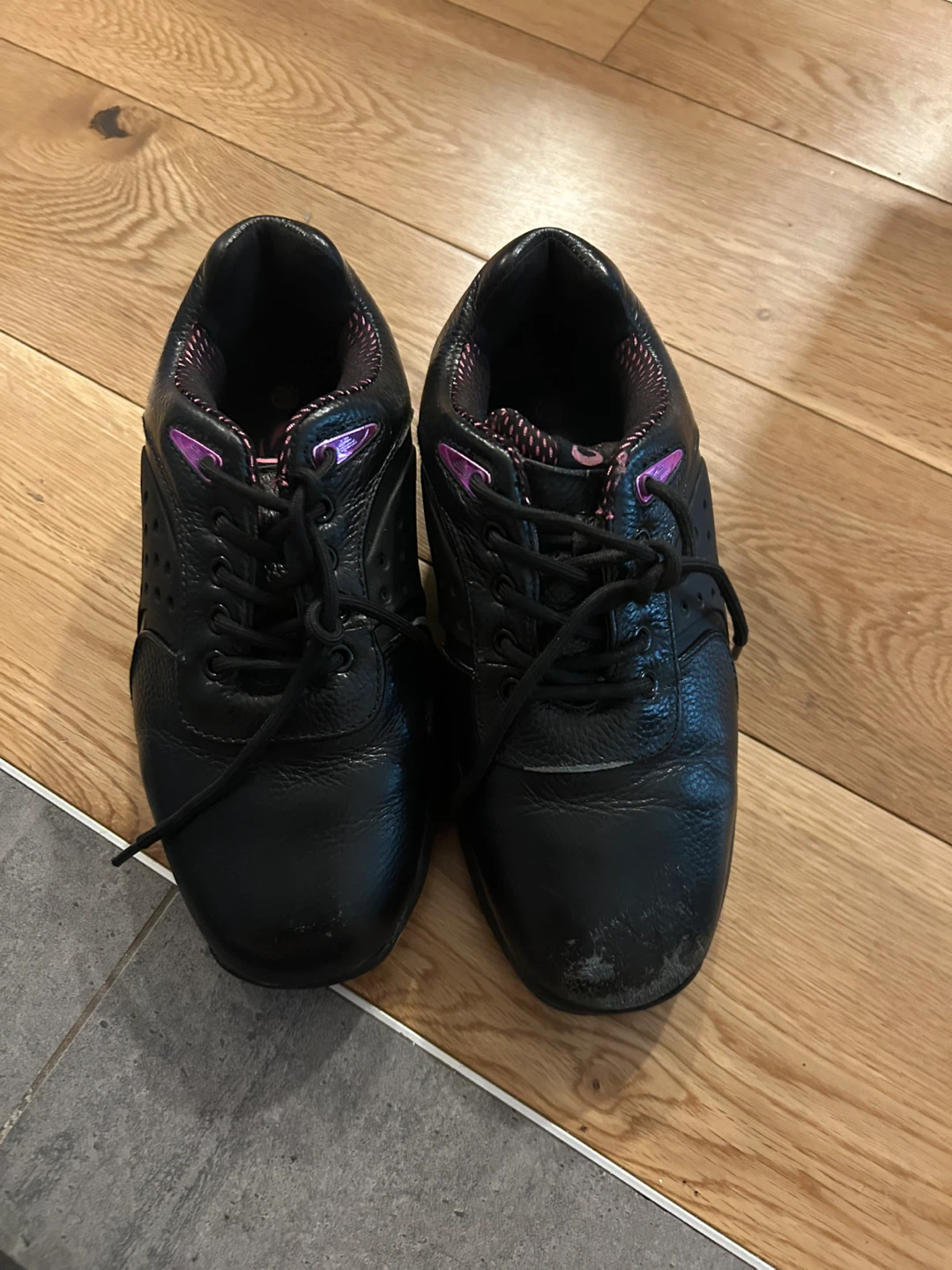 Women’s Goldline Curling Shoes - photo 2