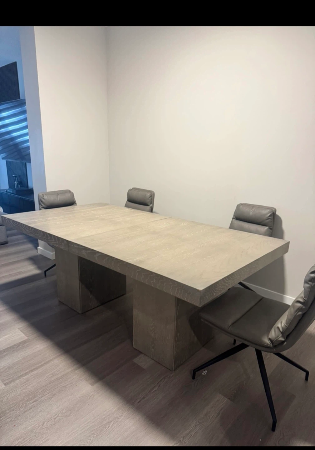 Dining table Expandable