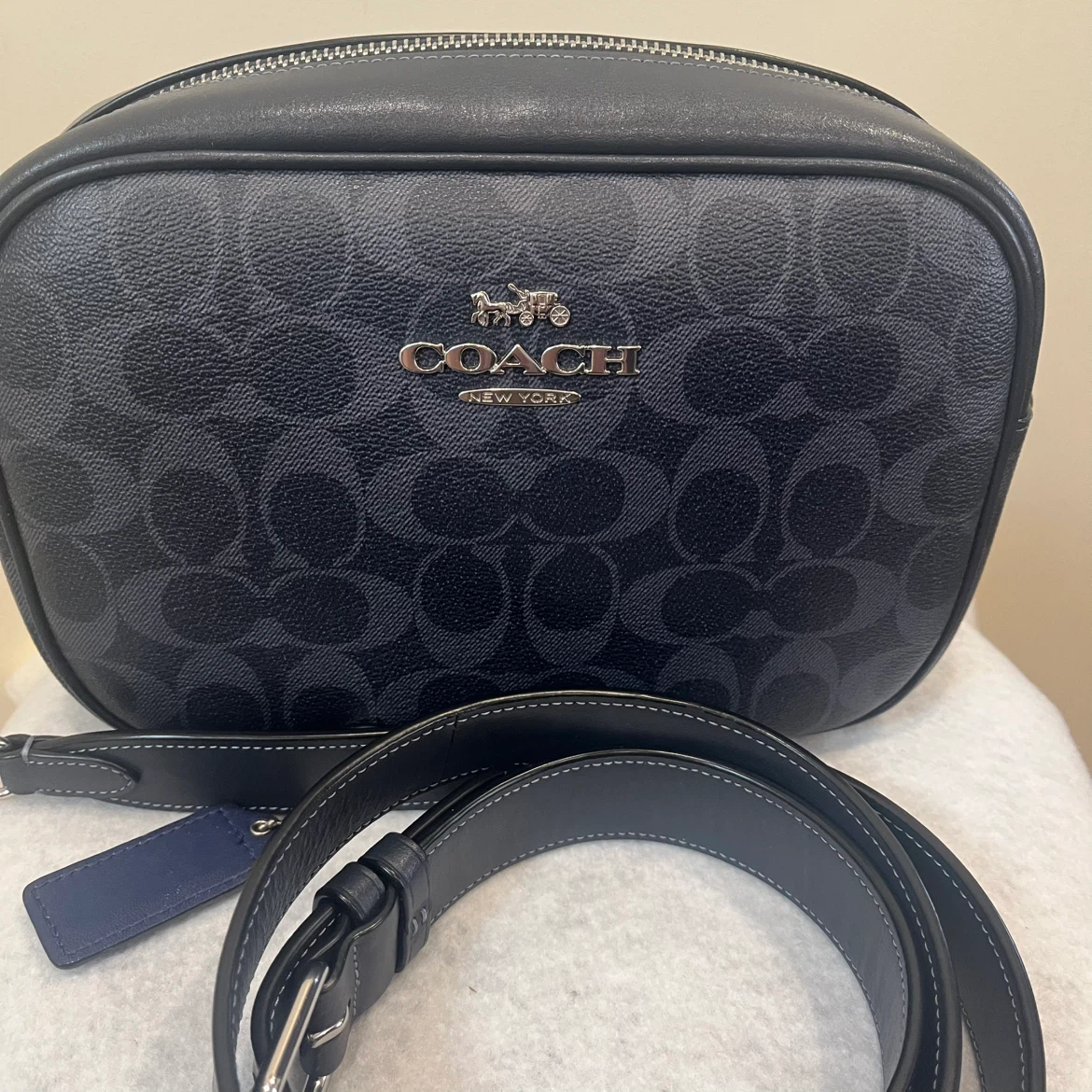 Coach Signature Print Jamie camera  Bag