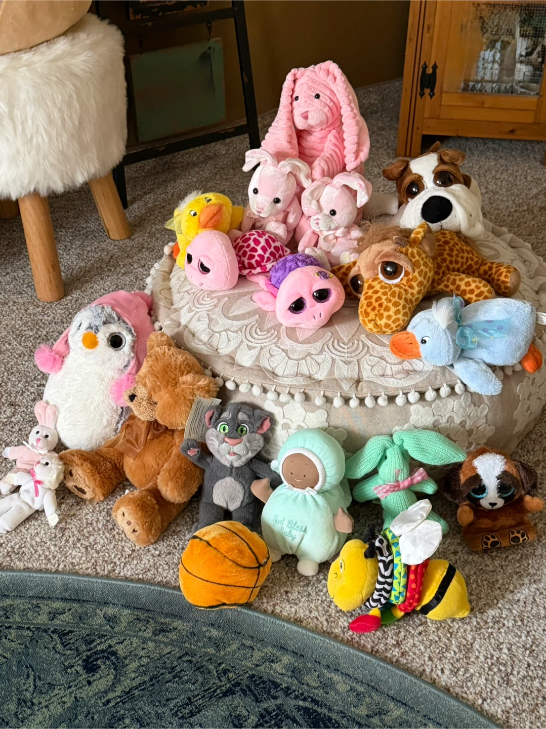 Huge Stuffed Animal Plush Lot (17Pcs)