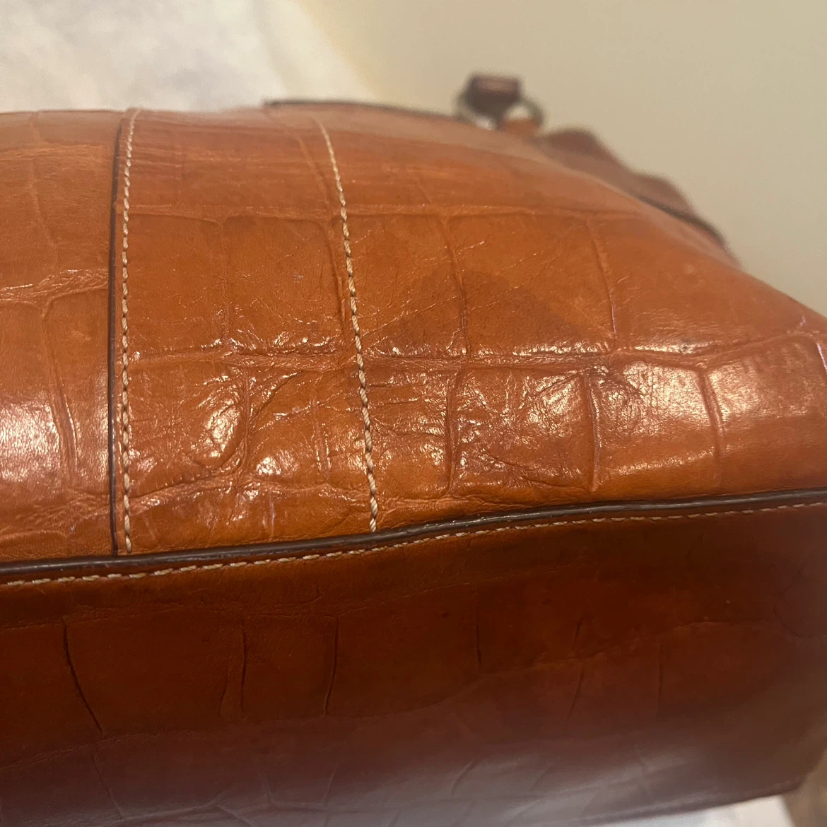 Fossil Brown Croc Embossed Leather Tote Bag - photo 4