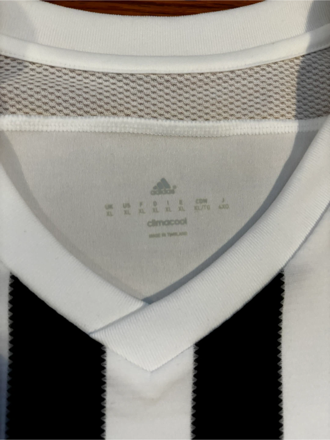 Adidas Juventus 2015-16 home jersey - size XL - photo 3