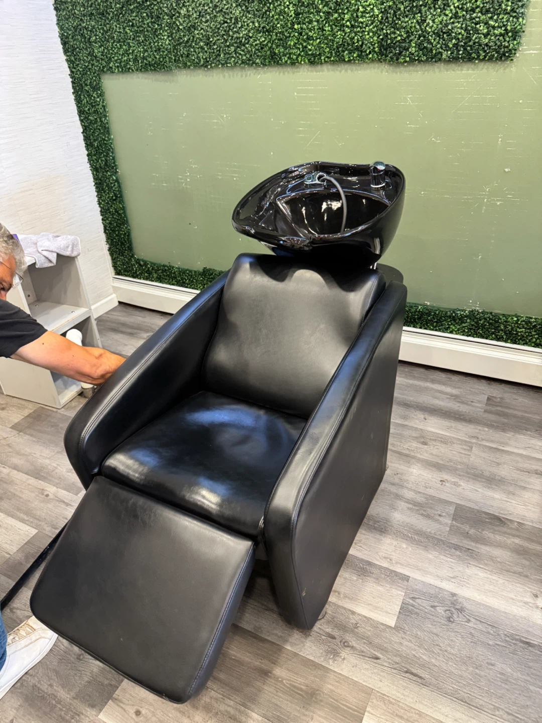Black Salon Shampoo Backwash Unit - photo 2