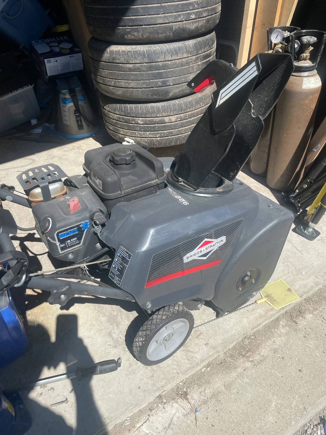 Briggs & Stratton 900 Snow Series Snowblower