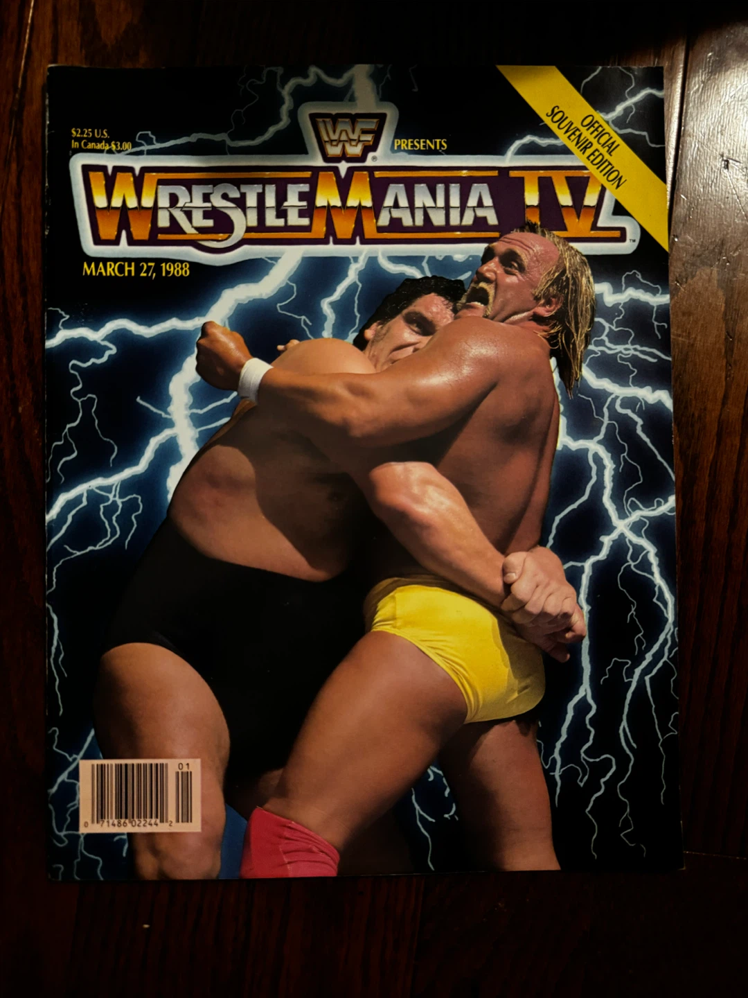 Collection of Vintage WWF Magazines and Programs - photo 4