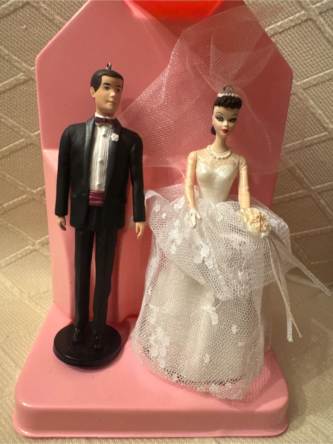 Hallmark Barbie & Ken Wedding Day Keepsake Ornaments - photo 2