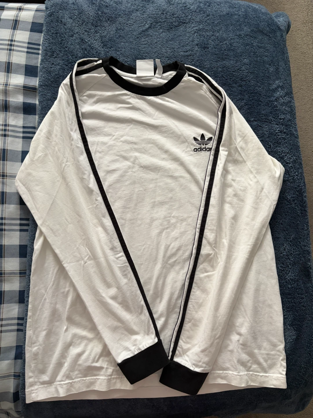 Set of 4 Adidas Originals Items - photo 2