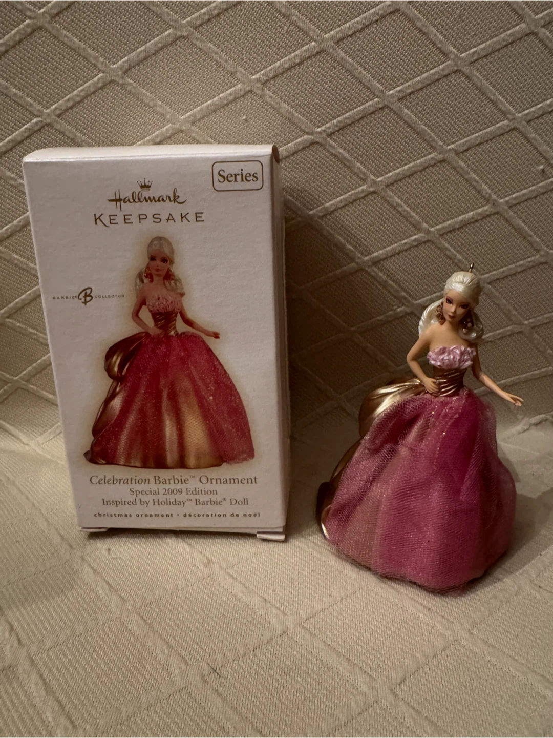 Hallmark Keepsake Celebration Barbie 2009 Ornament