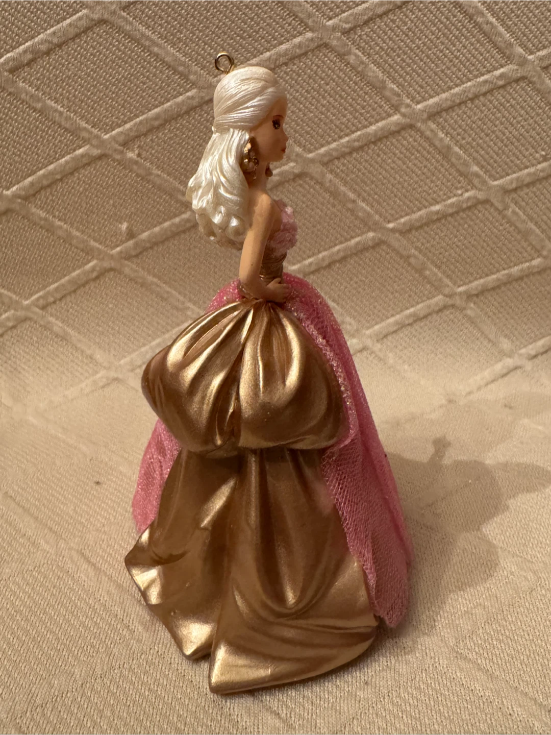 Hallmark Keepsake Celebration Barbie 2009 Ornament - photo 5