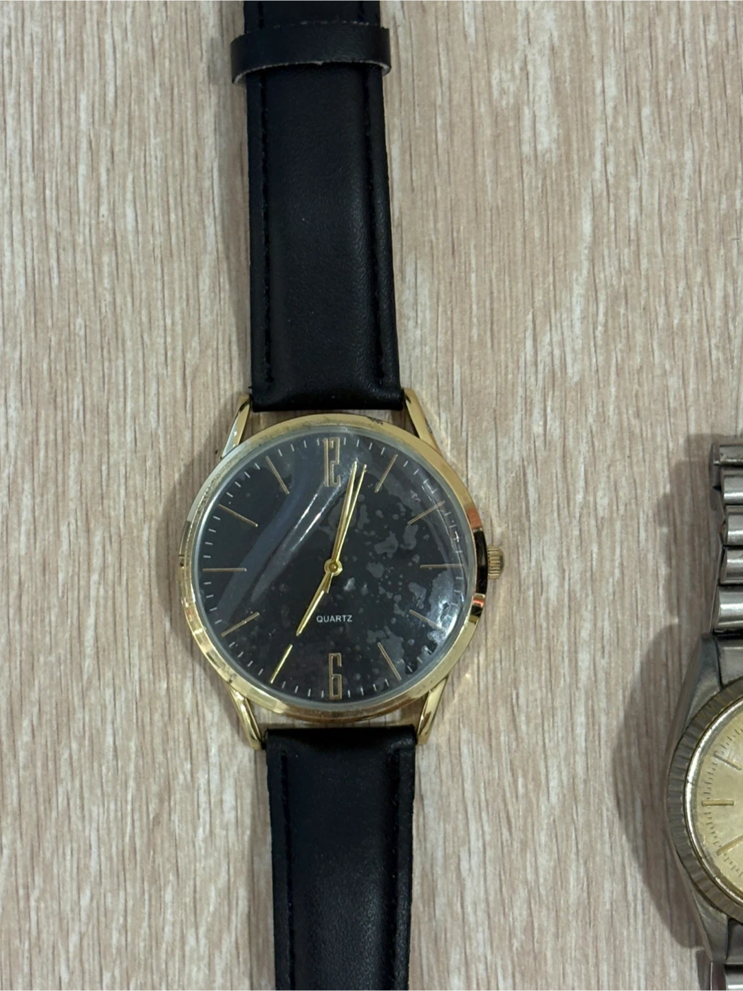 Quartz Wristwatches - photo 3