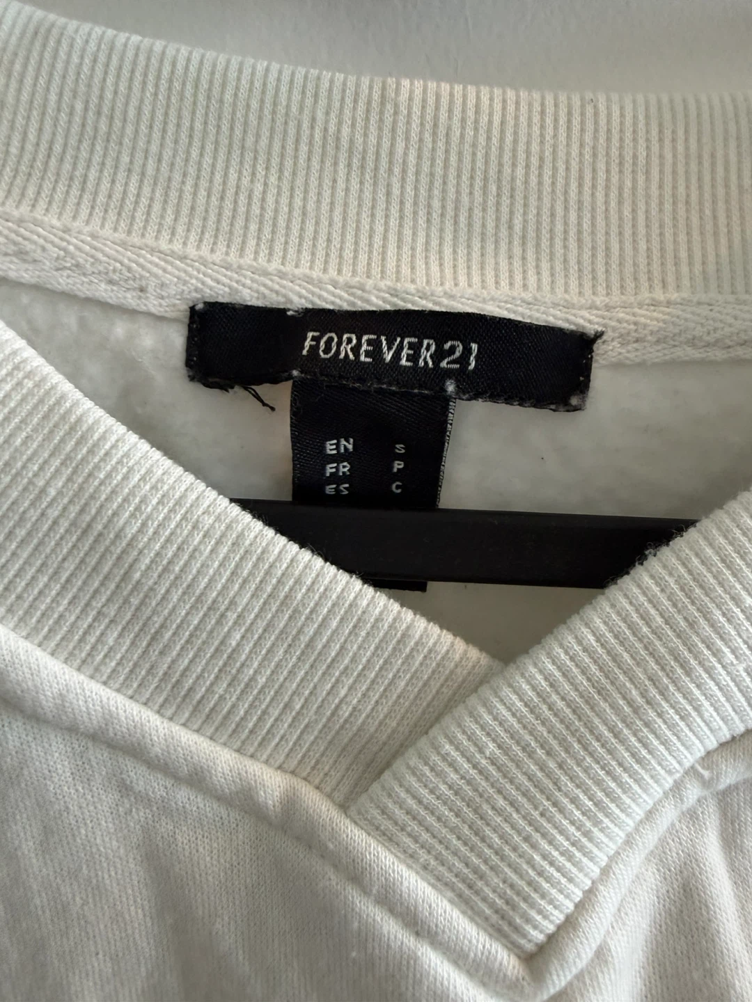Forever 21 New York Sweatshirt - photo 2