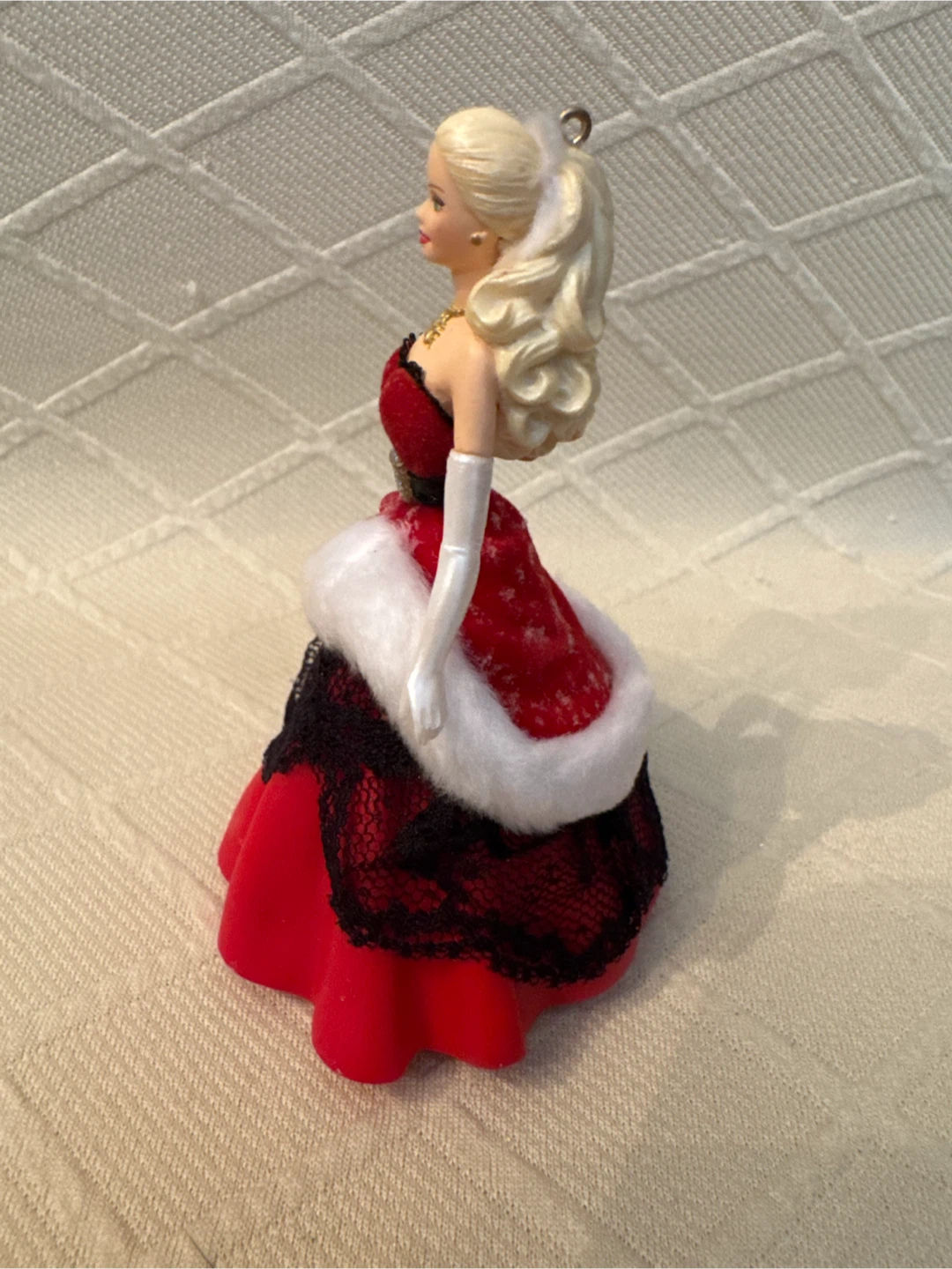 Hallmark Keepsake Celebration Barbie Ornament - photo 3