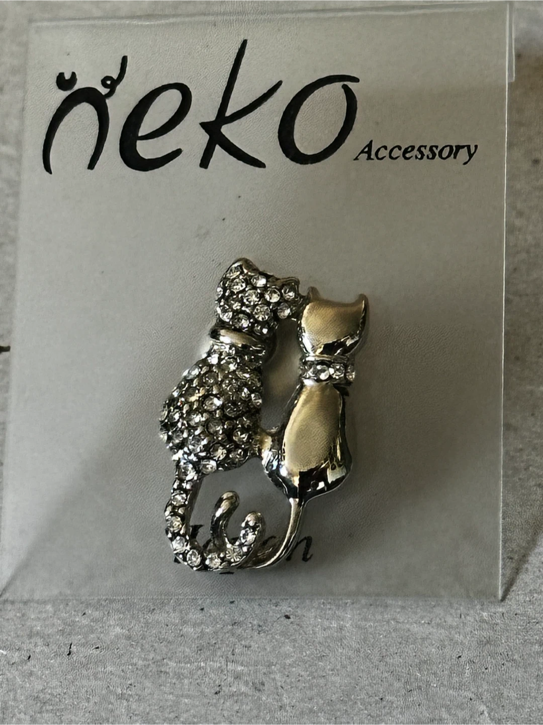 Neko Rhinestone Cat Brooch