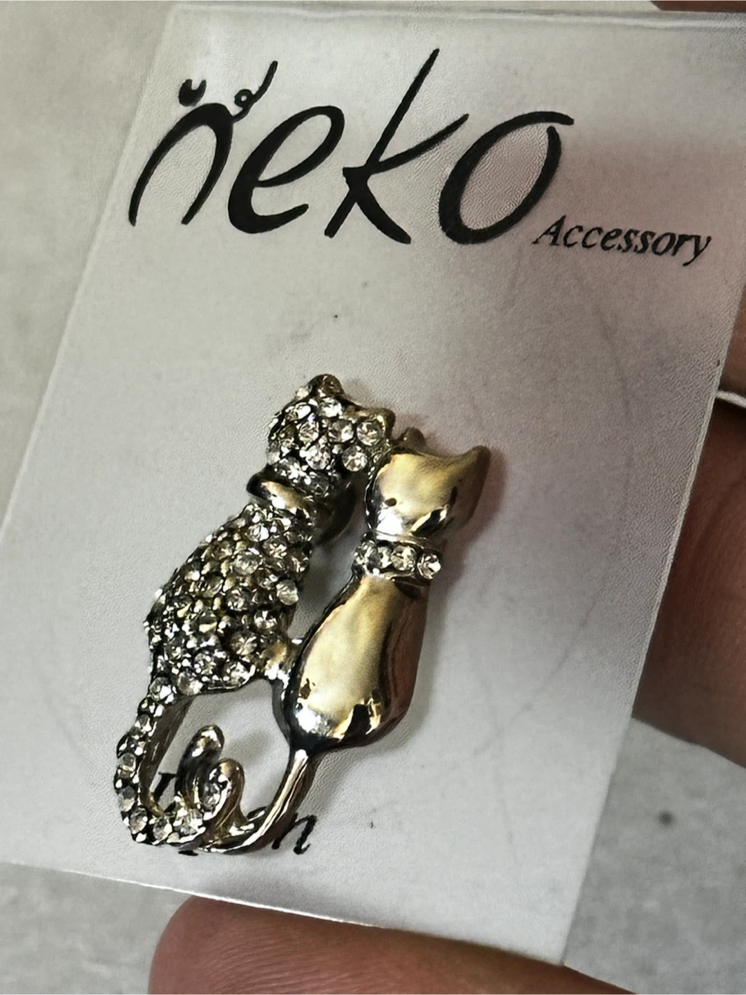 Neko Rhinestone Cat Brooch - photo 3