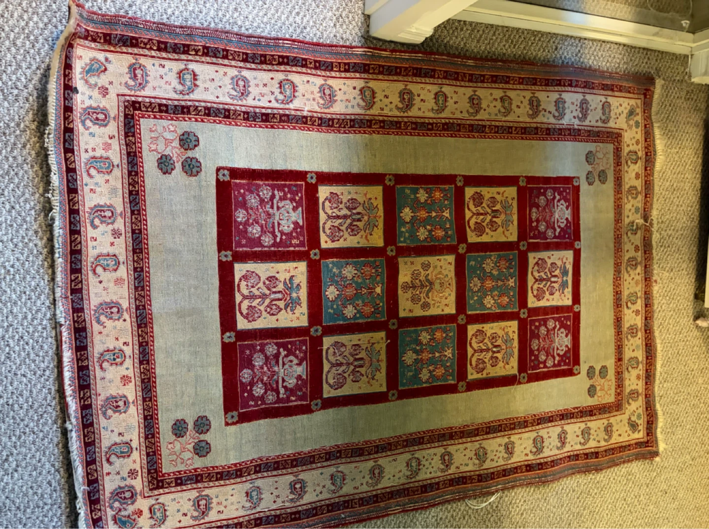 Antic persian carpets hand made.