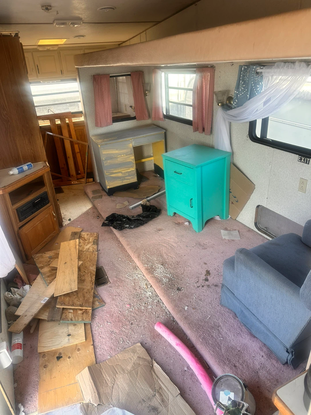 Sierra by Cobra fifth wheel trailer - photo 4