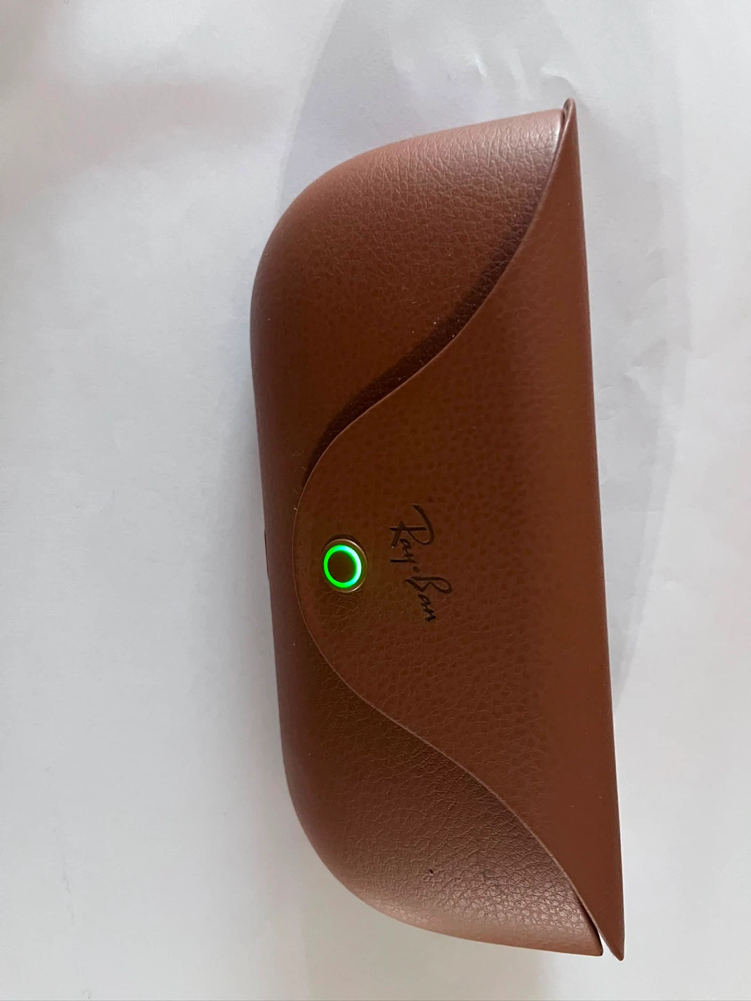 Ray-Ban Meta Charging Case