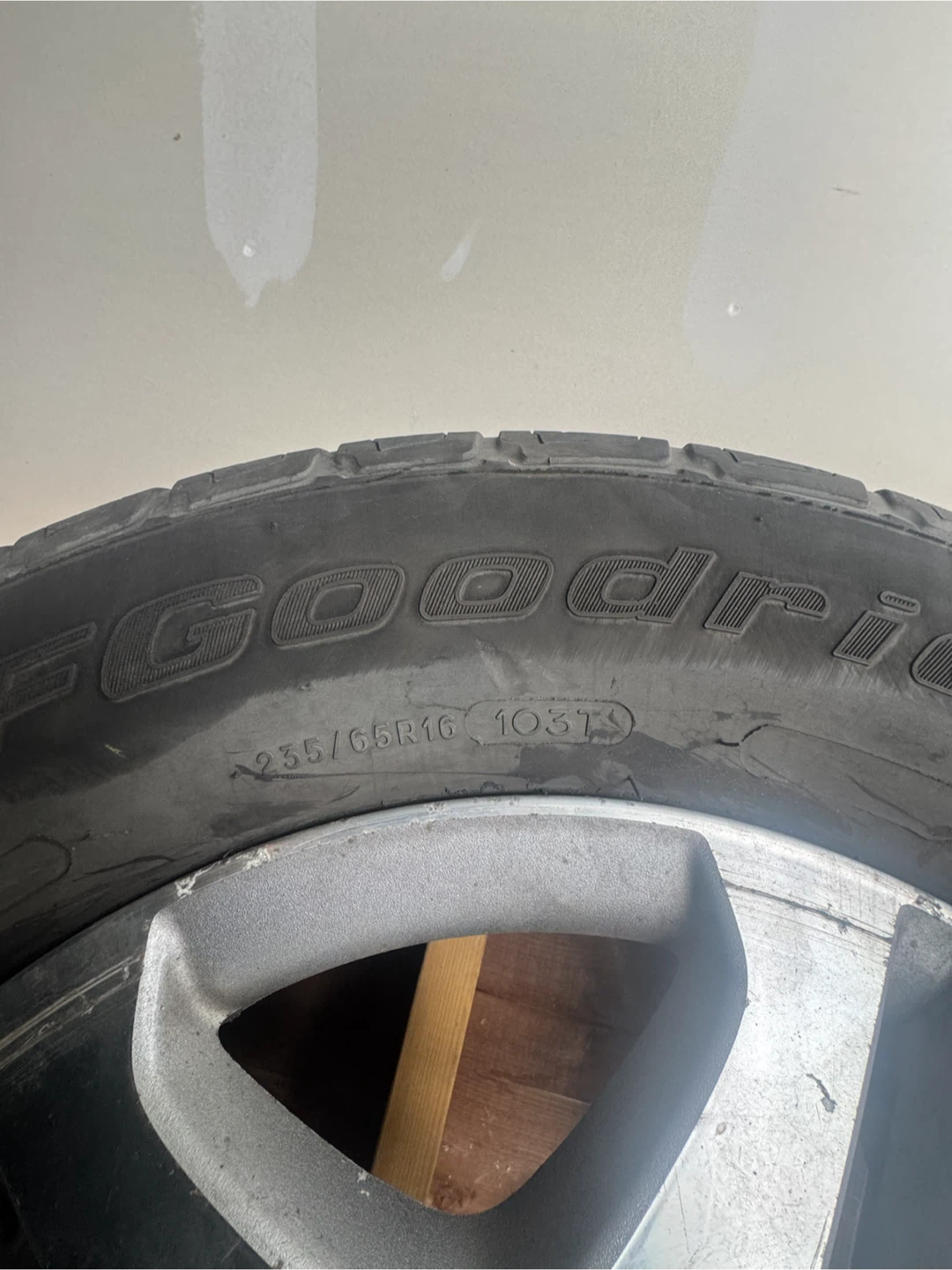 Set of 4 BFGoodrich Advantage T/A Tires on Honda Rims - photo 3