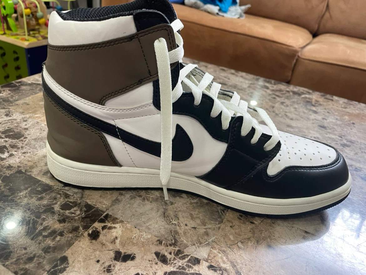 Nike Air Jordan 1 High Mocha - photo 3
