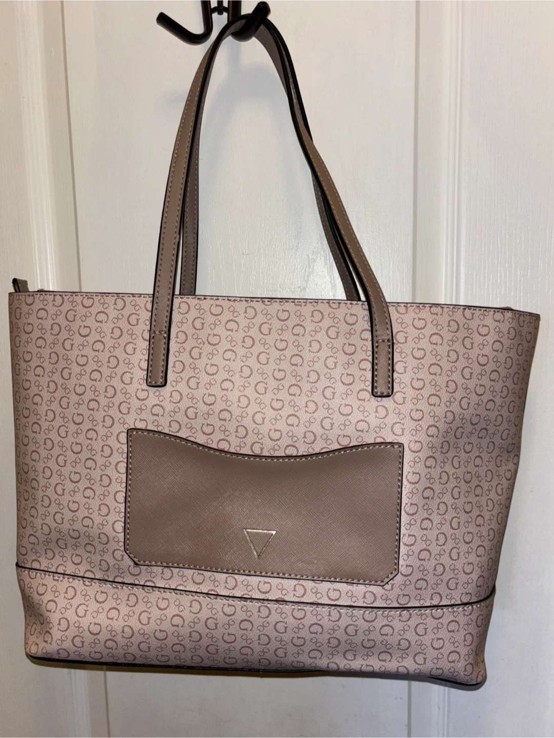 GUESS Pink Monogram Tote Bag - photo 3