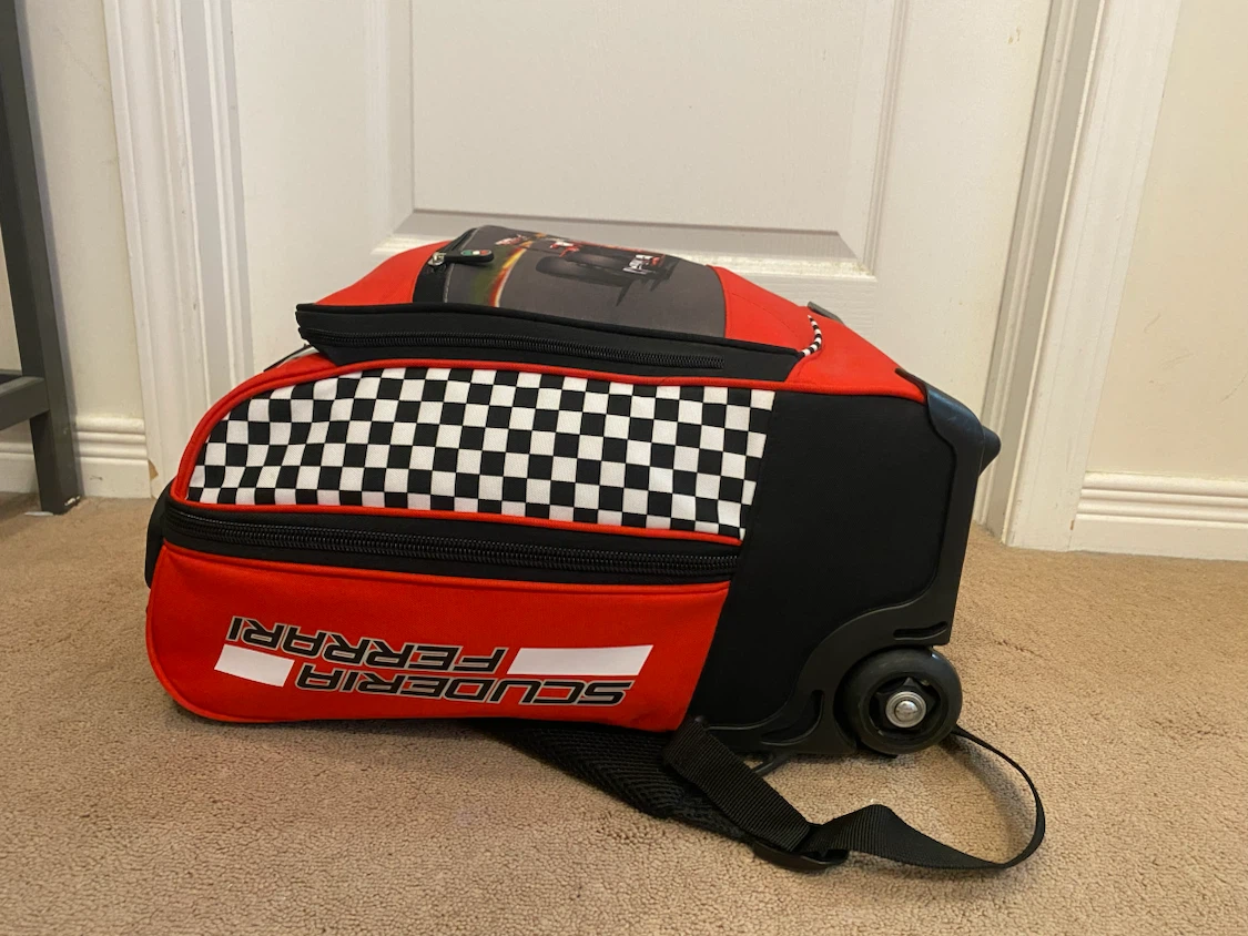 Travel Backpack on wheels: Ferrari Scuderia Limited Edition! - photo 5