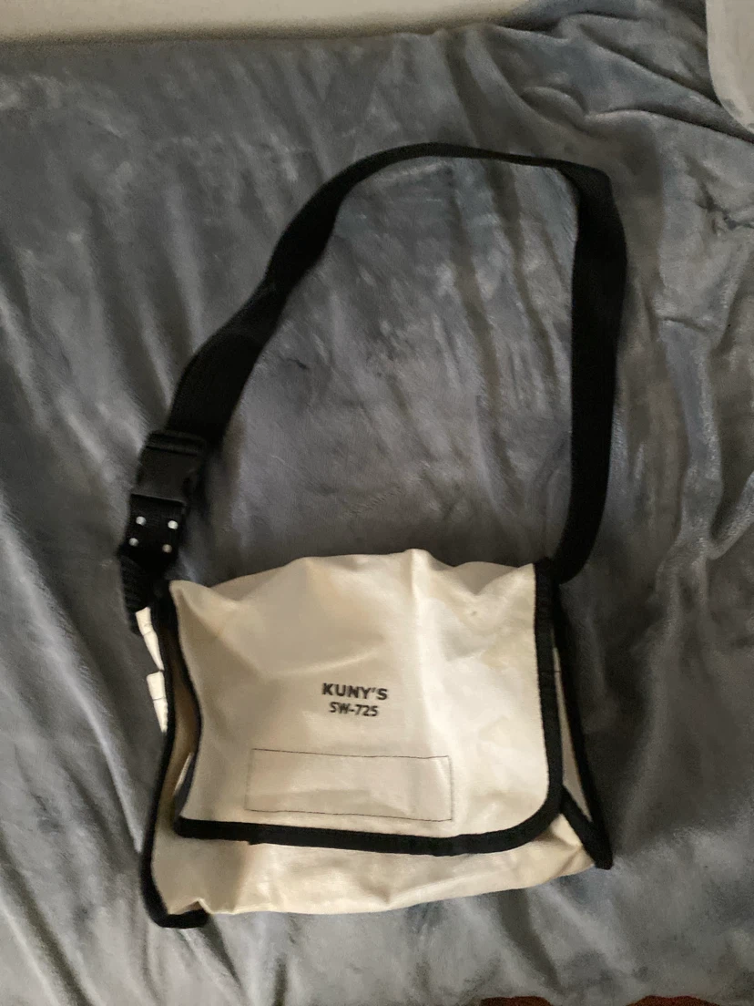 Kuny's SW-725 Messenger Bag
