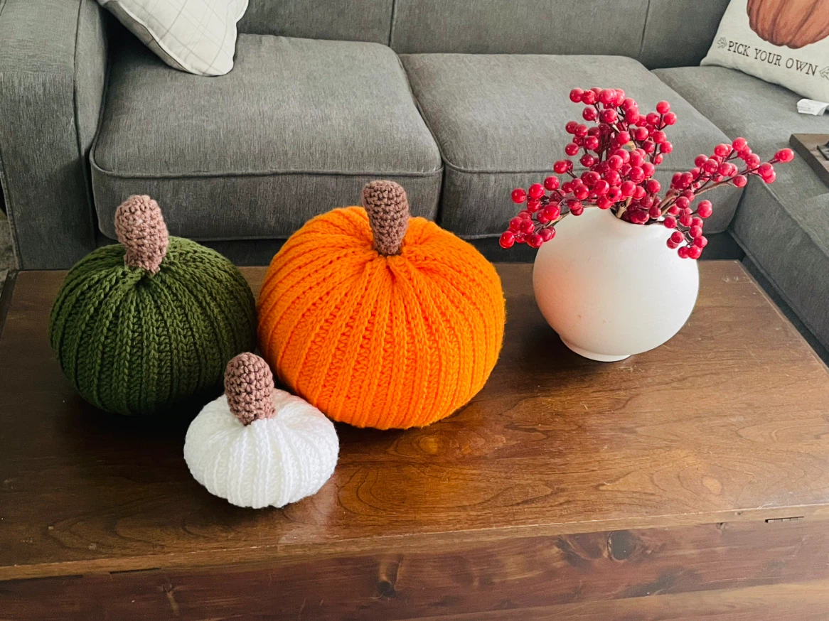 Handmade crochet pumpkins - photo 5
