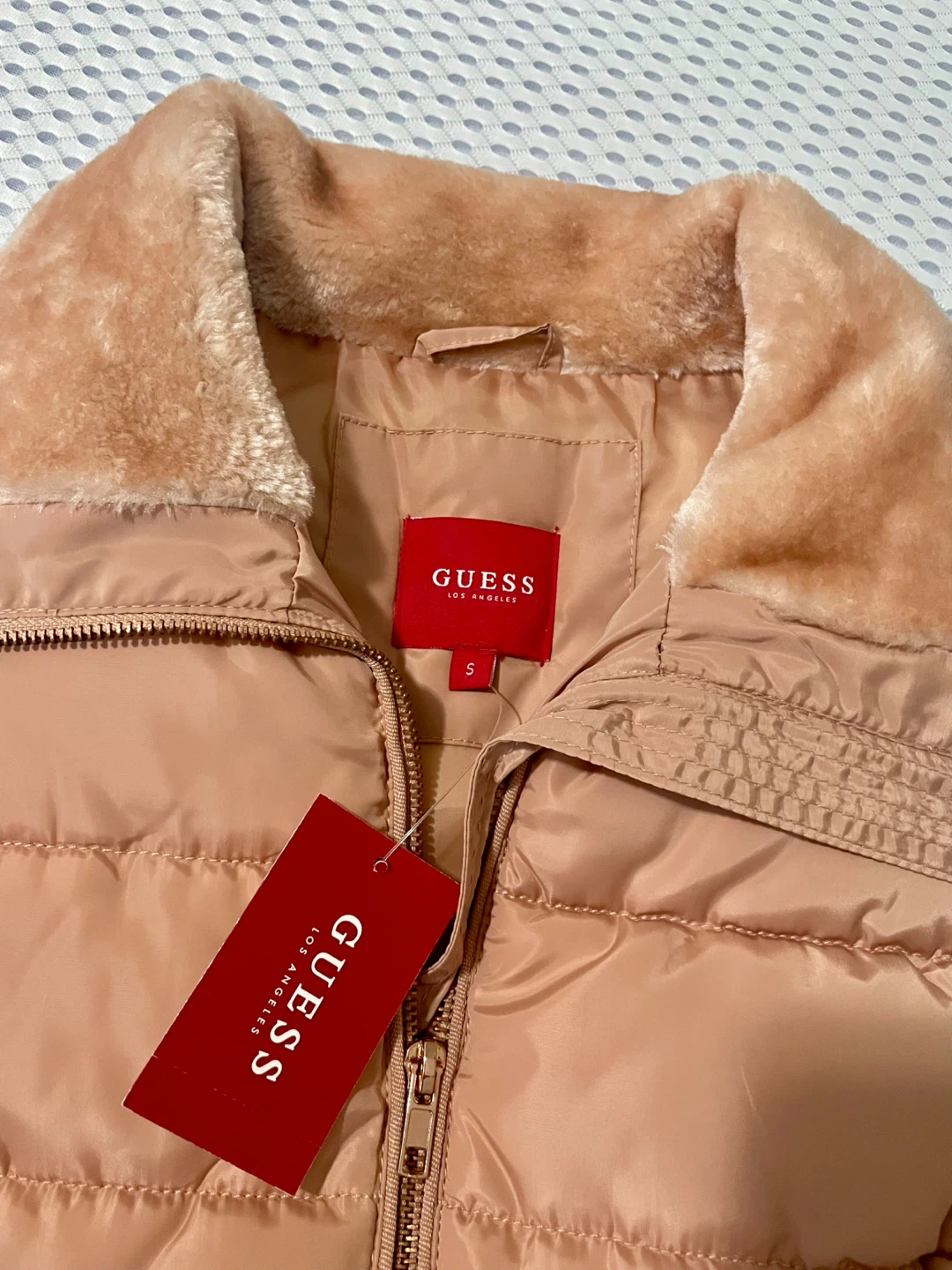Guess Puffer Vest with Faux Fur Collar - photo 2
