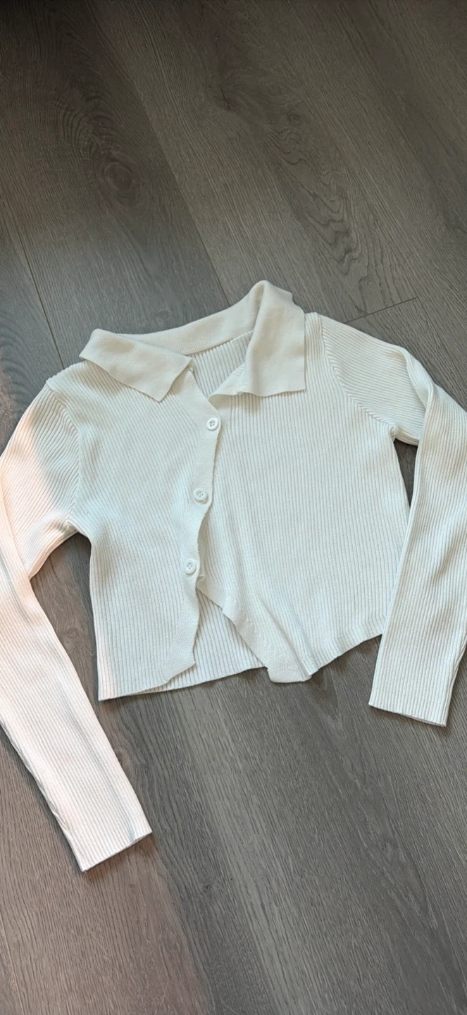 Korean Asymmetrical Top