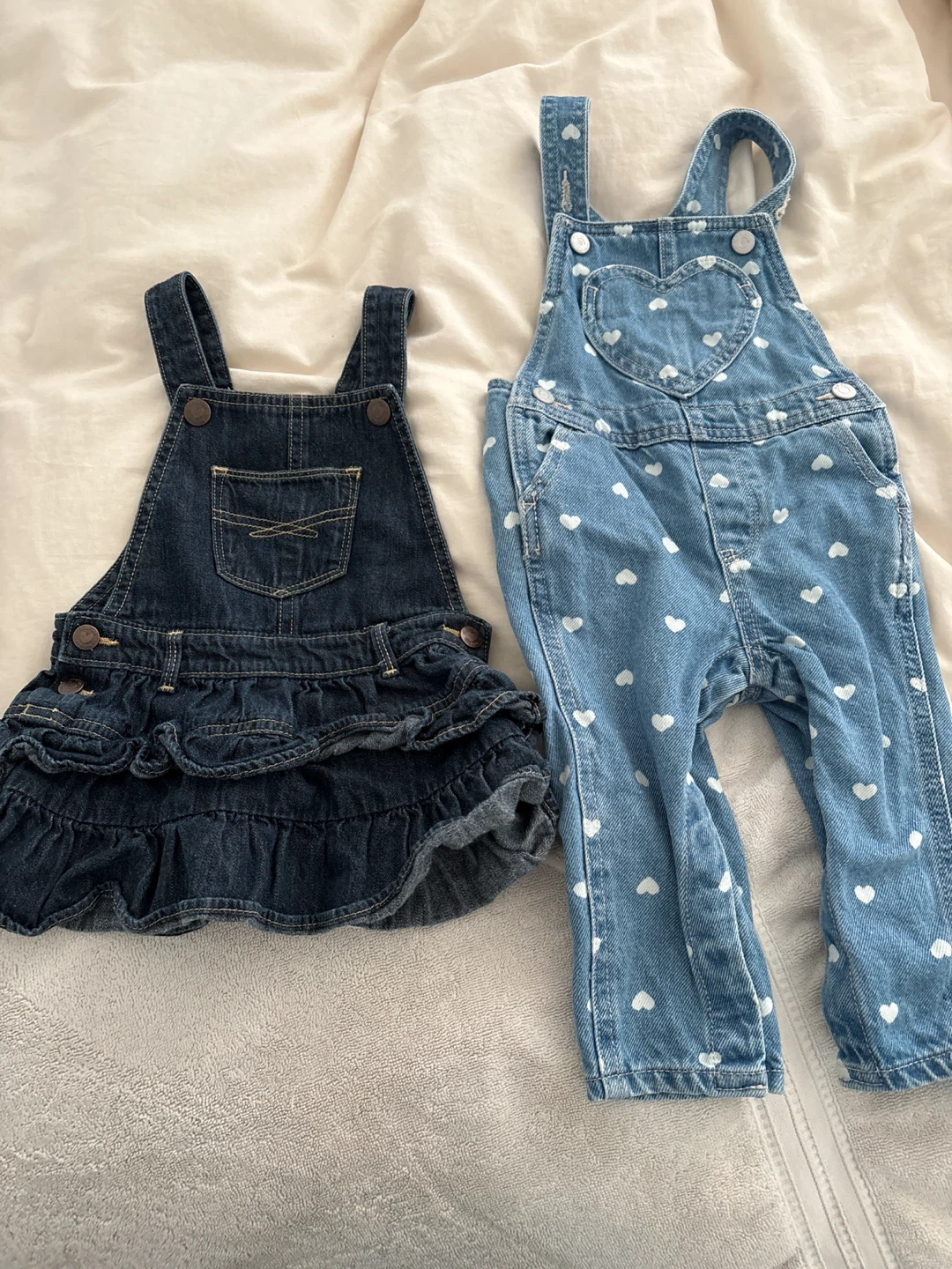 BAby Gap Jean outfits 2pc - 18-24 mos