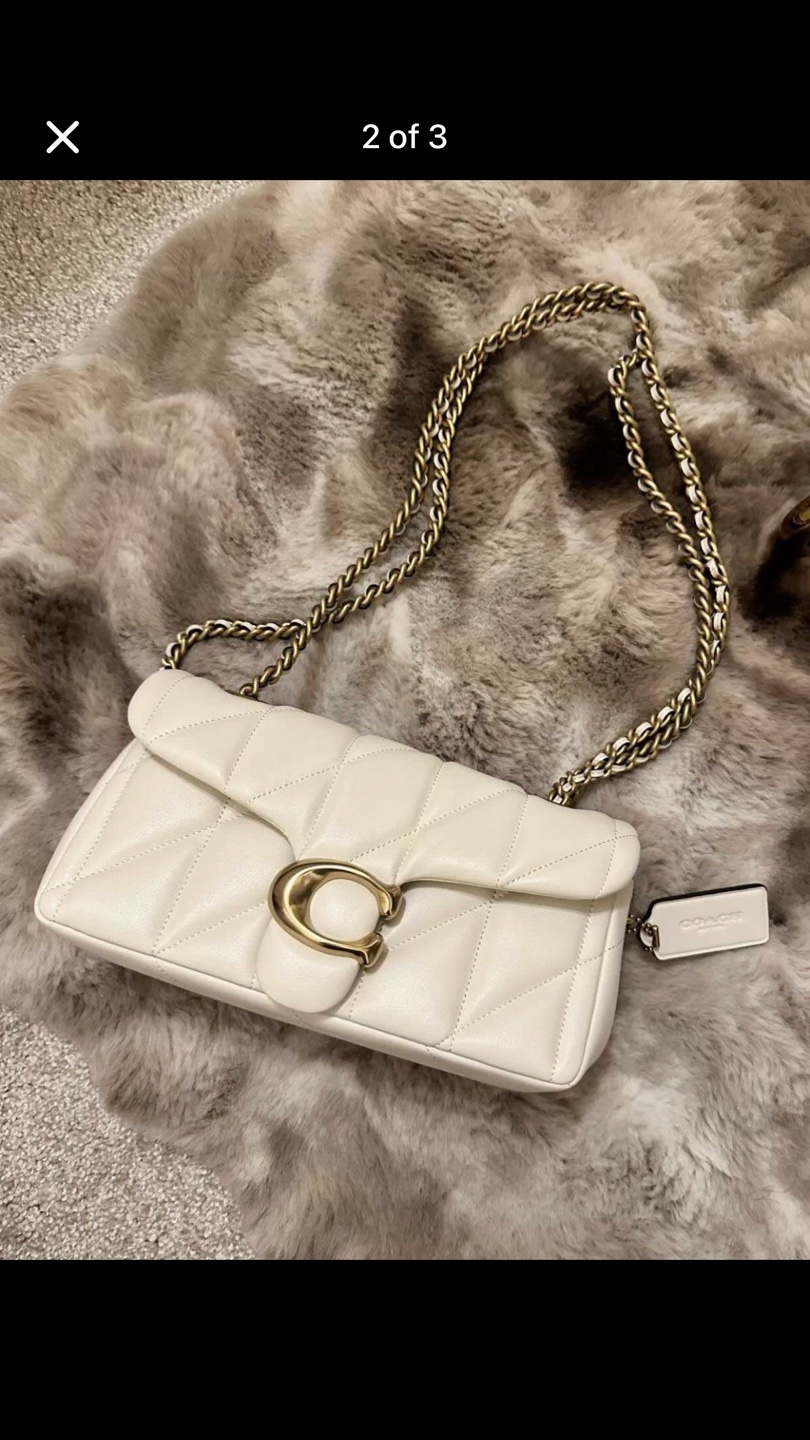 Coach White Quilted Shoulder Bag