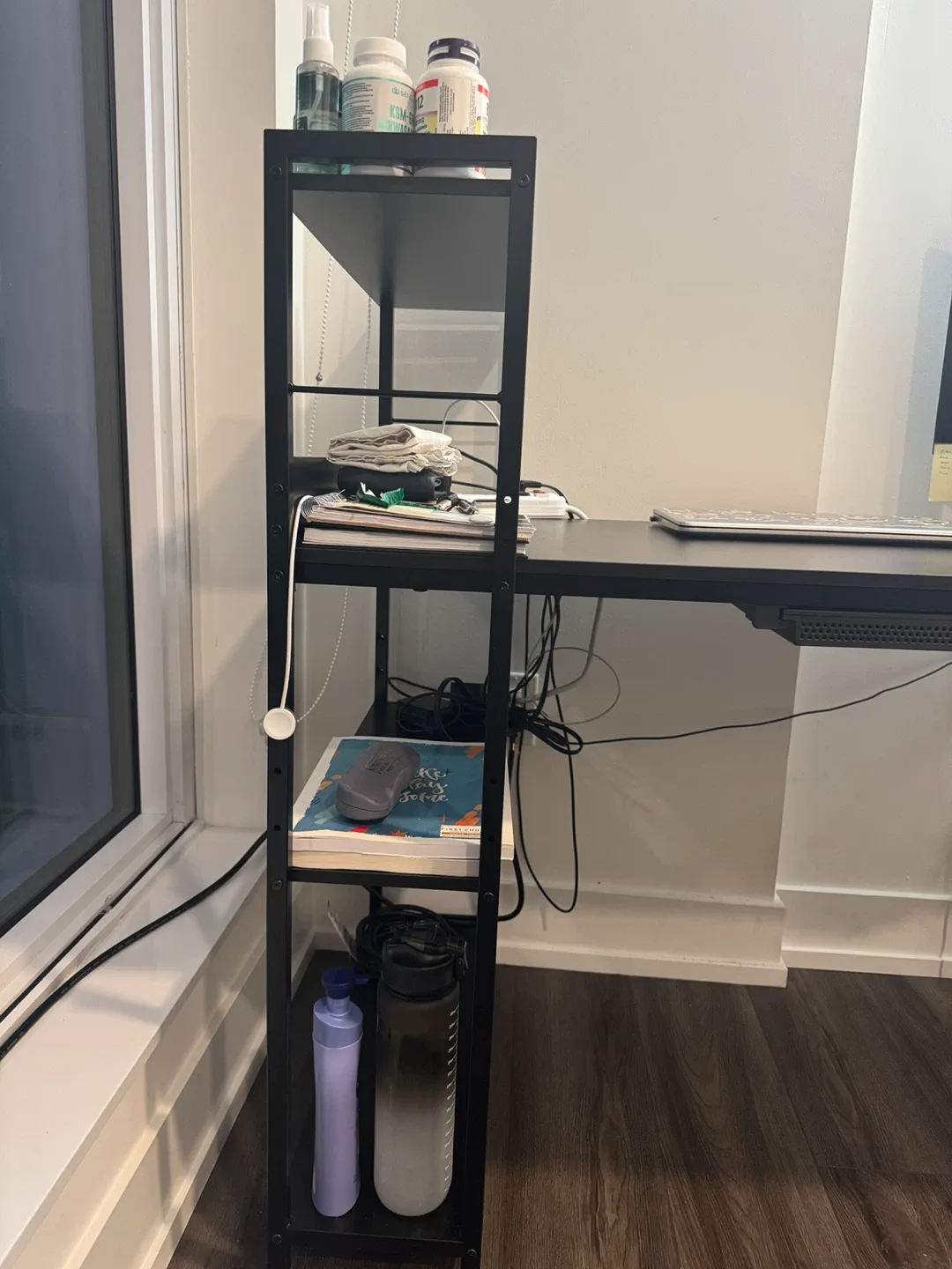 Study/work table - photo 2