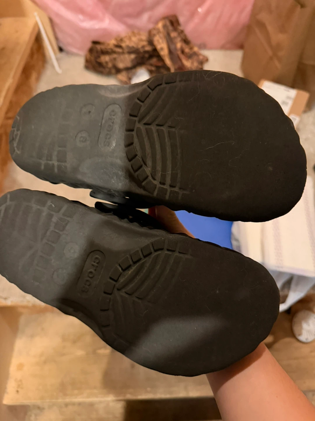 Black Crocs Clogs Size 8 - photo 2