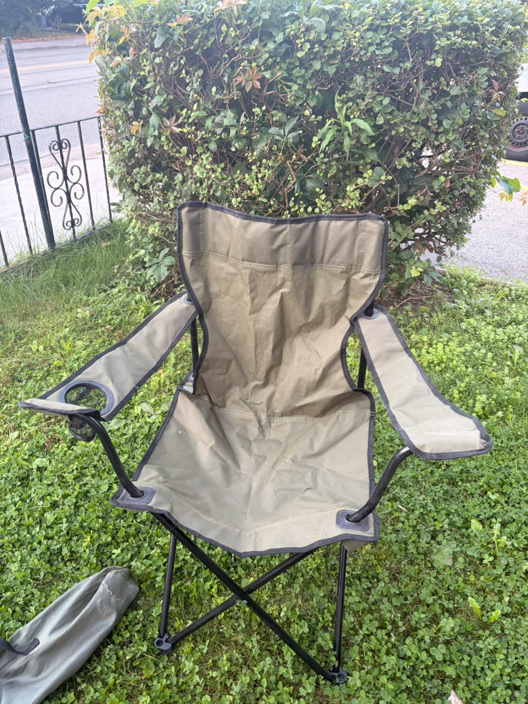 Ozark Trail Deluxe Arm Chair
