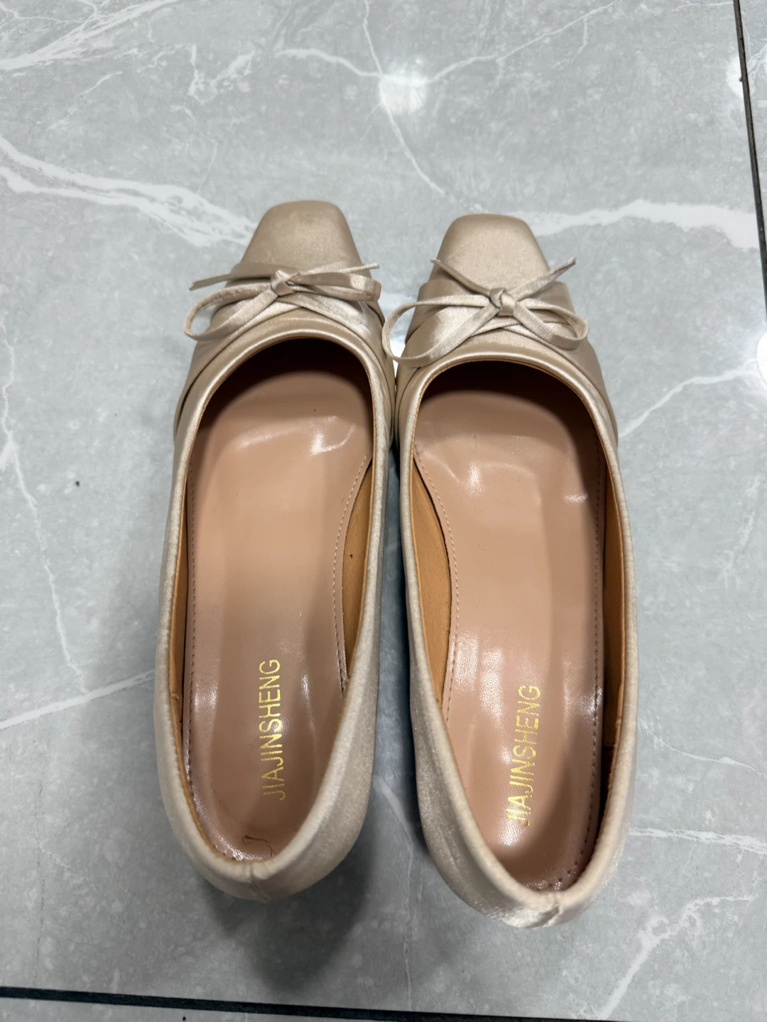 cream satin bow block heel pumps - photo 3
