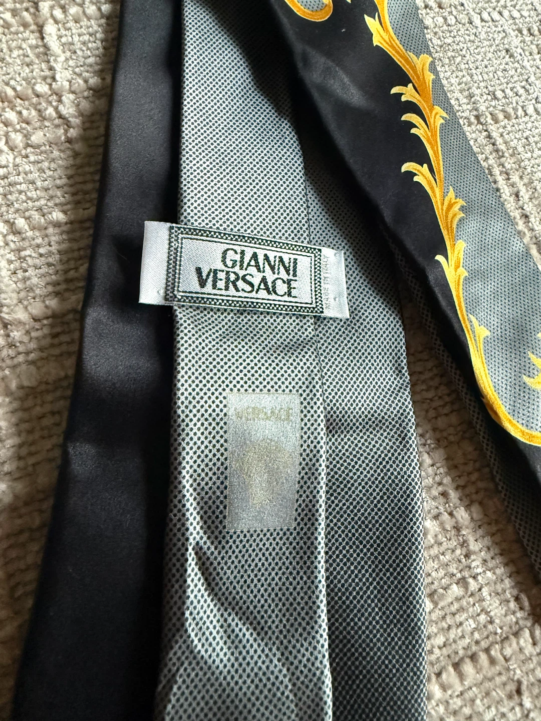 Gianni Versace Silk Medusa Head Medallion Tie Black Gold - photo 3