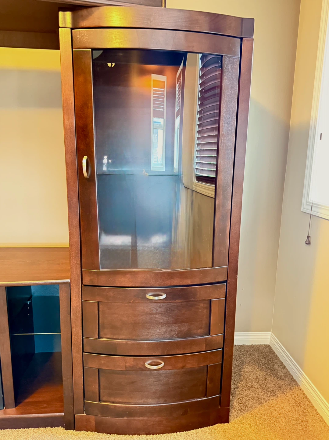 Large Entertainment Unit w/ Fireplace - photo 4