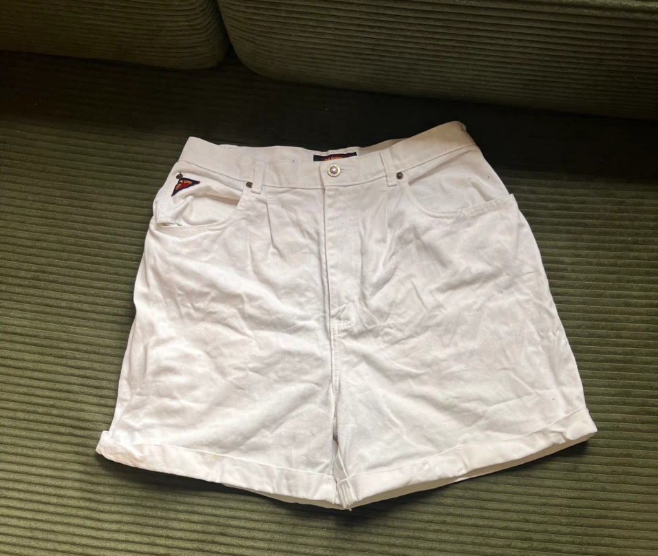 White High-Waisted Denim Shorts – Fits Medium/Large, 100% Cotton