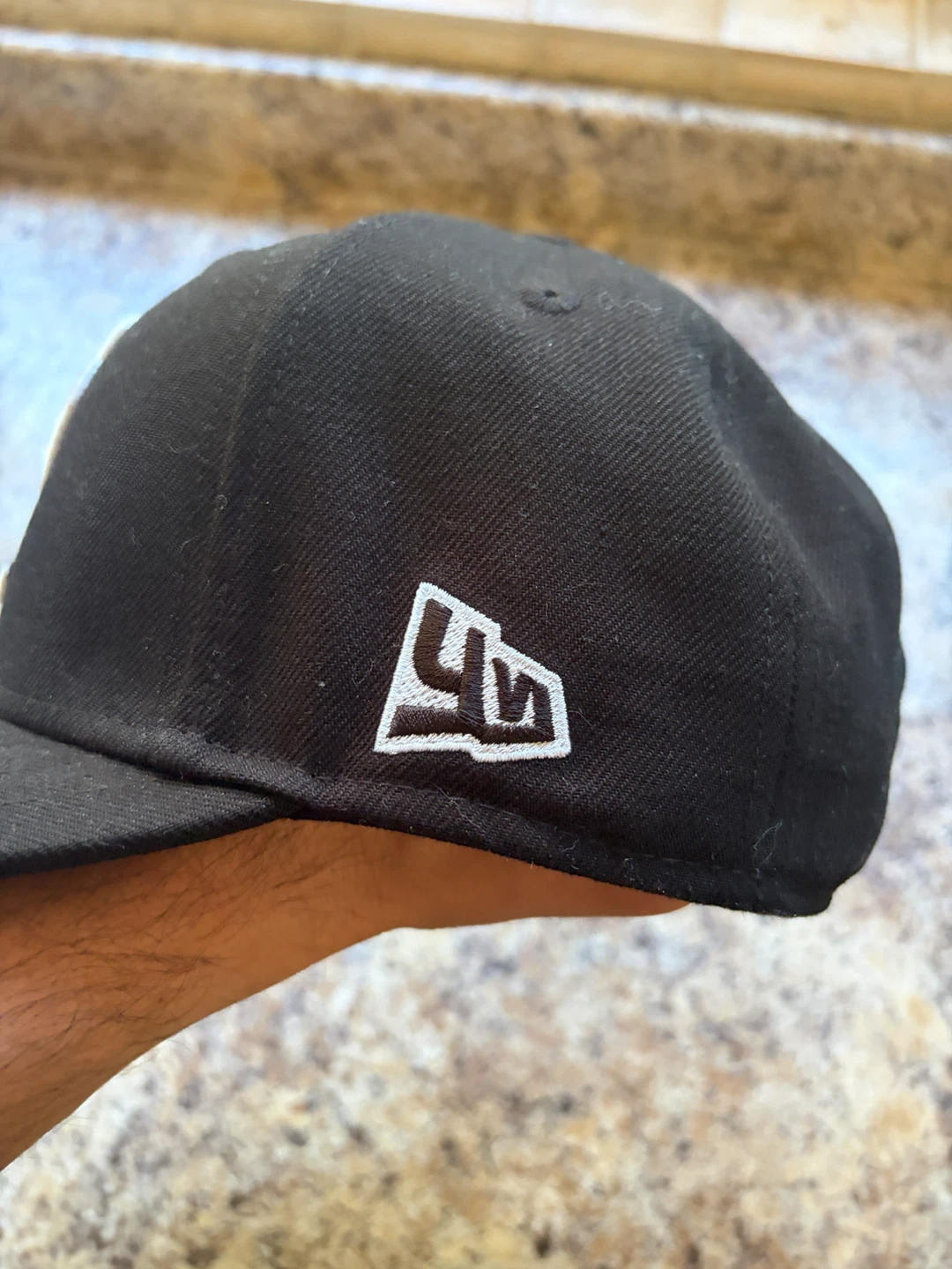 New Era Black Fitted Hat - photo 3