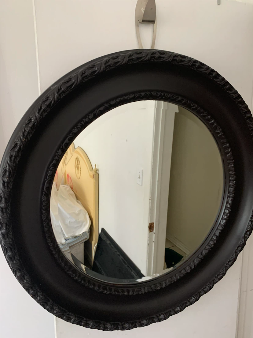 Decorative Round Wall Mirror