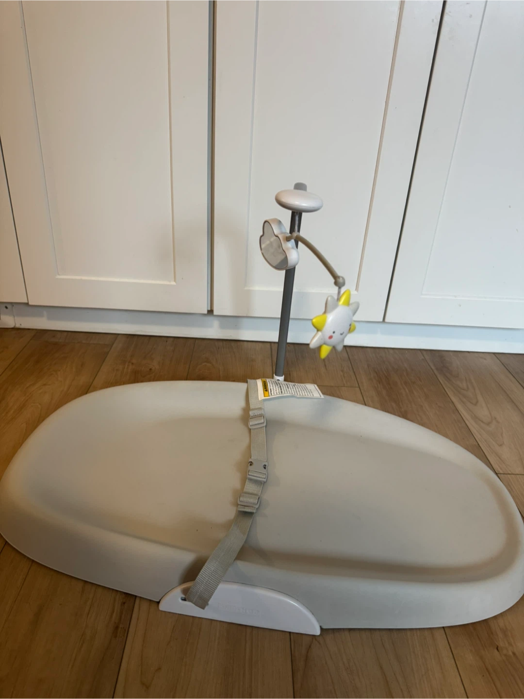 Skip Hop Changing Pad with Toy Bar - photo 2