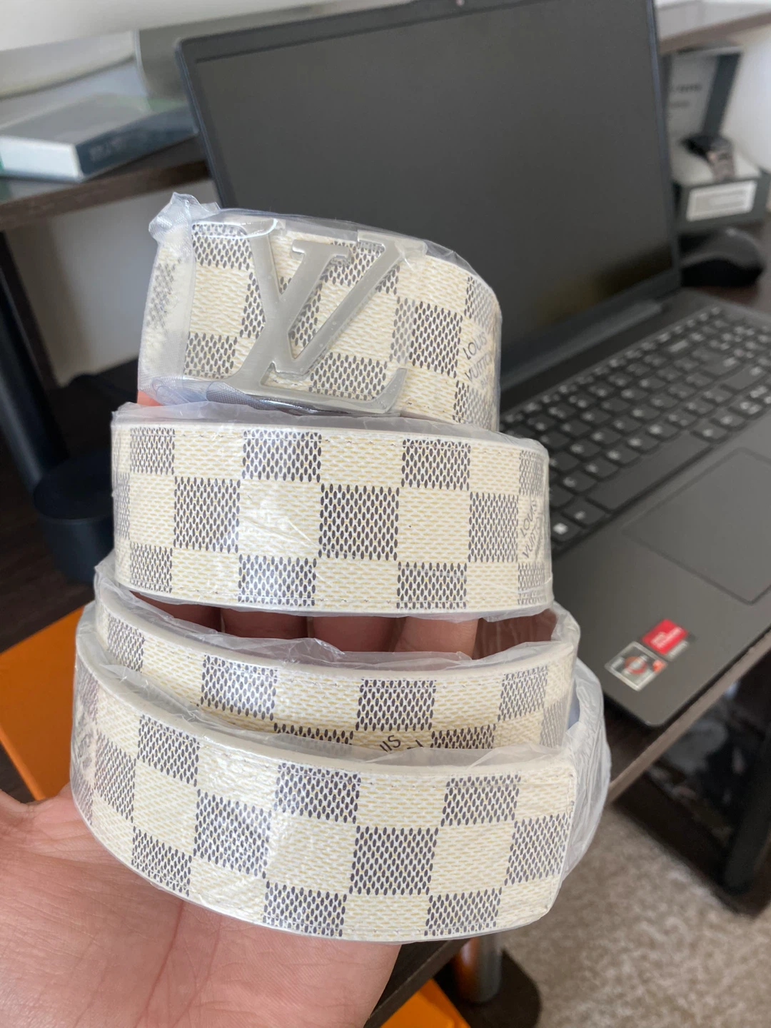 LV Belt